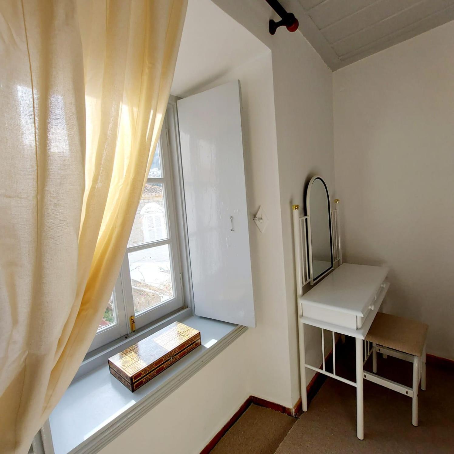 Danae Port House Apartment *